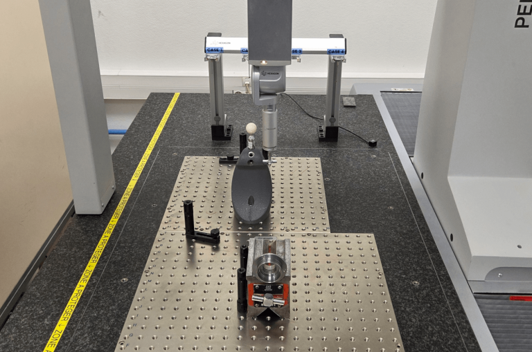 Machine à mesurer tridimensionnelle